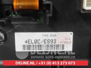 Nissan Qashqai Tacho - Kombiinstrument KM O704582 foto 3
