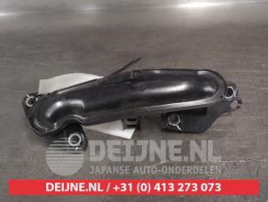 Toyota Yaris EGR Buis O704630 foto 2
