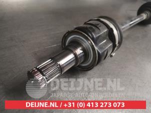 Toyota Yaris Front drive shaft, left O704637 photo 3