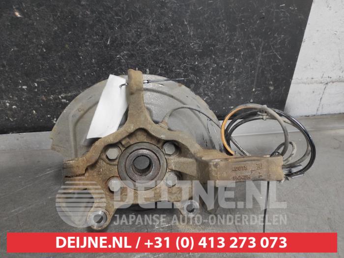 Nissan Leaf Achsschenkel links vorne O704760