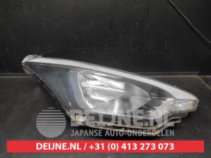 Gebruikte Koplamp rechts Hyundai i20 (GBB) 1.2i 16V Prijs € 250,00 Margeregeling aangeboden door V.Deijne Jap.Auto-onderdelen BV