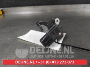 Gebruikte Luchtmassameter Toyota C-HR (X1,X5) 1.8 16V Hybrid Prijs op aanvraag aangeboden door V.Deijne Jap.Auto-onderdelen BV
