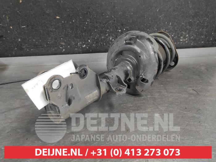 Toyota C-HR Front shock absorber rod, right O704783