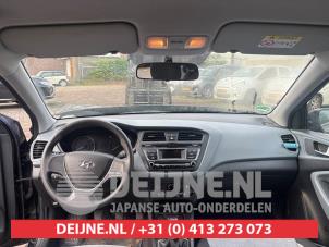 Gebruikte Zonneklep Hyundai i20 (GBB) 1.2i 16V Prijs op aanvraag aangeboden door V.Deijne Jap.Auto-onderdelen BV