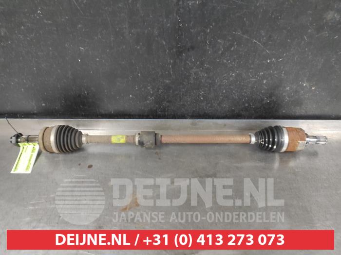 Gebruikte Aandrijfas rechts-voor Hyundai i20 (BC3) 1.0 T-GDI 100 12V Prijs op aanvraag aangeboden door V.Deijne Jap.Auto-onderdelen BV