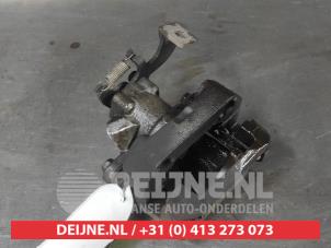 Toyota Prius Bremszange rechts hinten O704984 foto 2