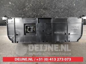 Toyota Rav-4 Kachel Bedieningspaneel O705021 foto 2