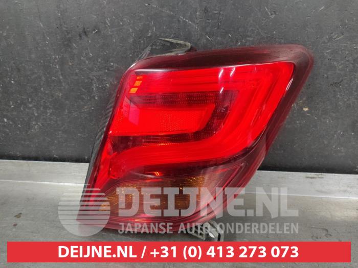 Toyota Yaris Taillight, right O705055