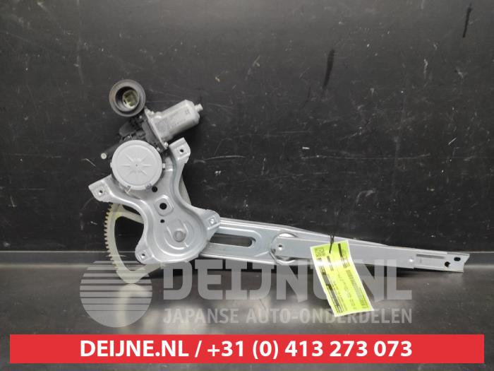 Toyota Yaris Fenstermechanik 4-türig rechts vorne O705049