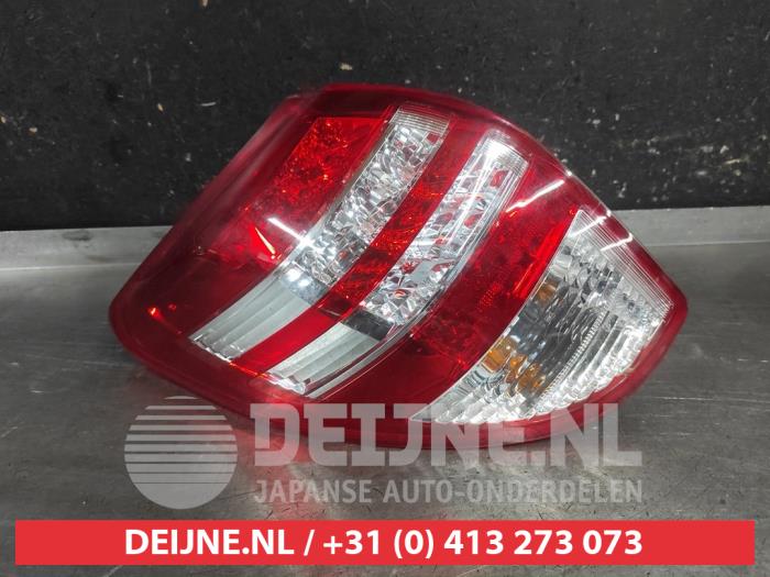 Toyota Rav-4 Achterlicht links O705079