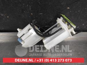 Gebruikte Tank element Pomp Toyota RAV4 (A3) 2.0 16V Valvematic 4x4 Prijs op aanvraag aangeboden door V.Deijne Jap.Auto-onderdelen BV