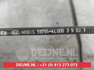 Hyundai Ioniq ABS Sensor O705207 photo 3