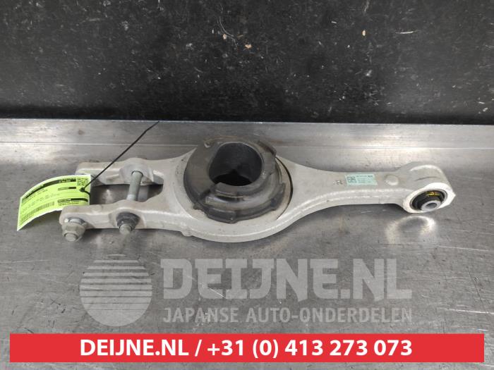 Hyundai Ioniq Rear wishbone, right O705211
