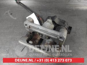 Hyundai Ioniq Bremszange rechts hinten O705220 foto 2