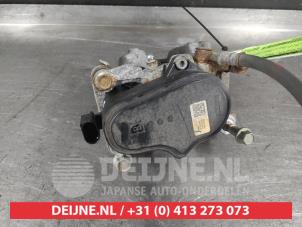 Hyundai Ioniq Bremszange links hinten O705240 foto 3
