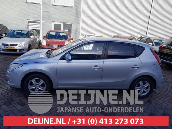 Hyundai I30 Portierruit 4Deurs links-achter O705271