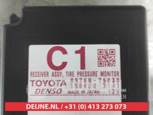 Lexus CT 200h Tyre pressure module O705303 photo 2