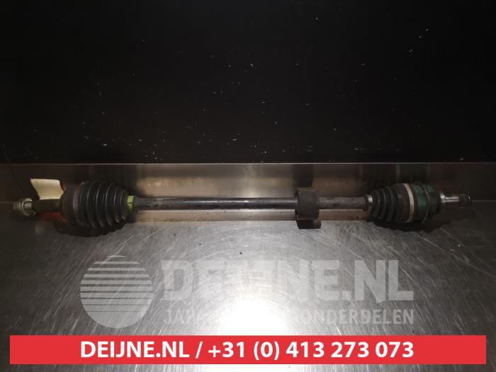 Daihatsu Cuore Aandrijfas rechts-voor O319760