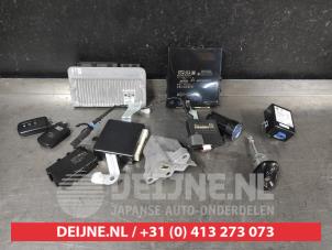 Gebruikte Computer Motormanagement Toyota RAV4 (A4) 2.5 Hybrid 16V VVT-i 4x4 Prijs op aanvraag aangeboden door V.Deijne Jap.Auto-onderdelen BV