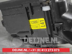 Toyota Rav-4 Ruitenwis Schakelaar O705458 foto 3