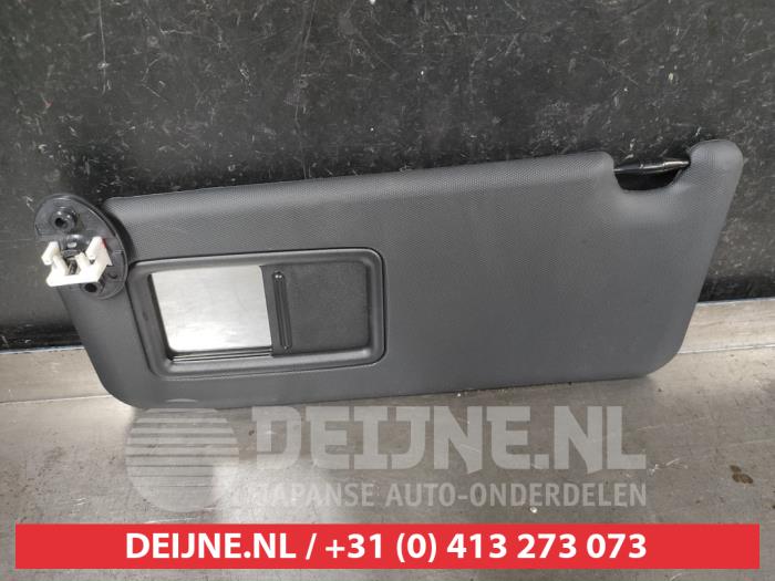 Toyota Rav-4 Zonneklep O705461
