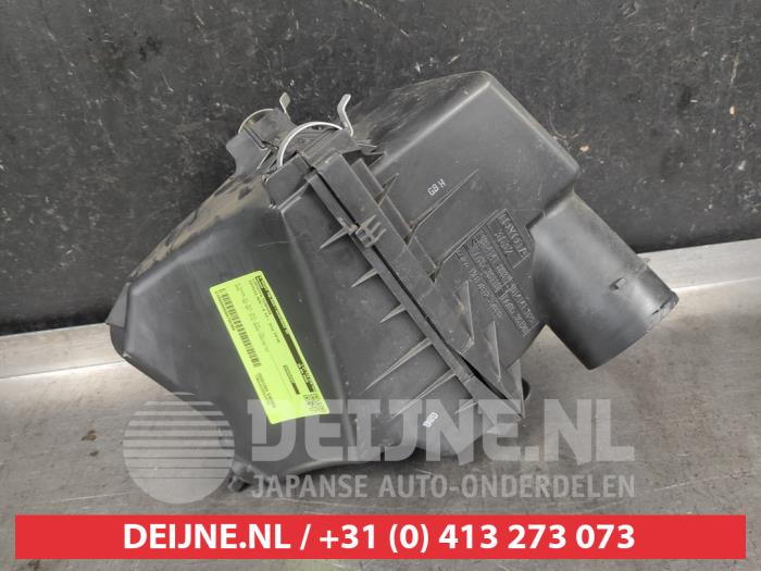 Toyota Rav-4 Air box O705466