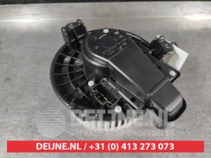 Gebruikte Chaufage Ventilatiemotor Toyota RAV4 (A4) 2.5 Hybrid 16V VVT-i 4x4 Prijs op aanvraag aangeboden door V.Deijne Jap.Auto-onderdelen BV