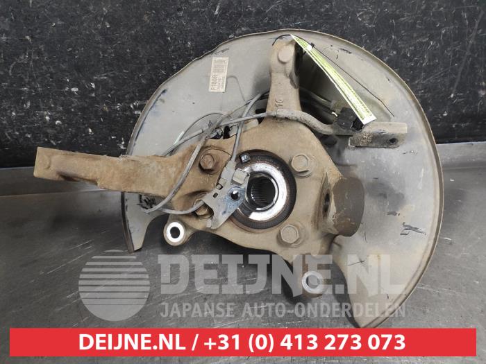 Toyota Rav-4 Achsschenkel rechts vorne O705491