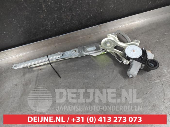 Toyota Prius Ruitmechaniek 4Deurs rechts-achter O705603