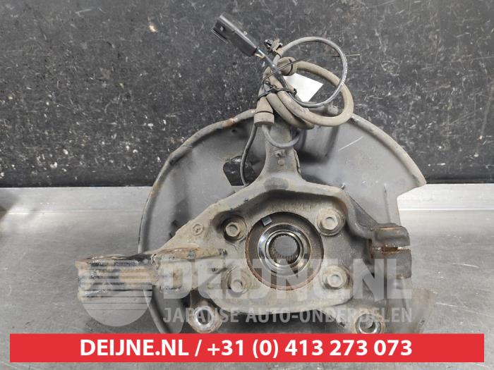 Mazda CX-3 Fusee rechts-voor O705723