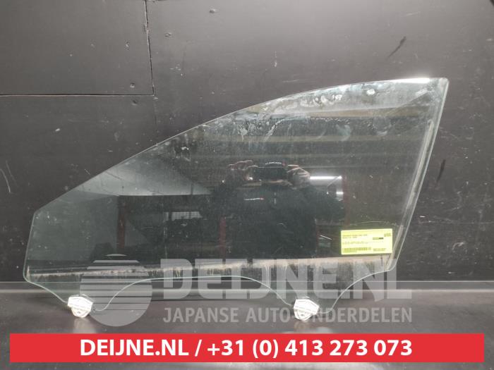 Mazda 3 Türscheibe 4-türig links vorne O705725