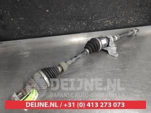 Gebruikte Cardanas rechts-voor (VWA) Mazda CX-3 (DJ/DK) 2.0 SkyActiv-G 120 Prijs op aanvraag aangeboden door V.Deijne Jap.Auto-onderdelen BV