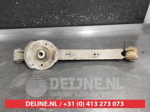 Daihatsu Terios Draagarm rechts-achter O706104 foto 2