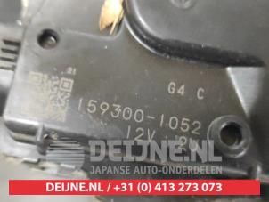 Mitsubishi ASX Front wiper motor O706137 photo 3