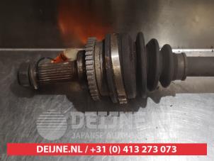 Suzuki Baleno Aandrijfas links-voor O318429 foto 2