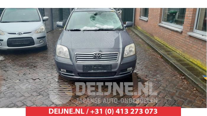 Toyota Avensis Motorhaube O706311