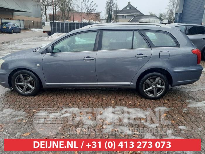 Toyota Avensis Tür 4-türig links vorne O706319