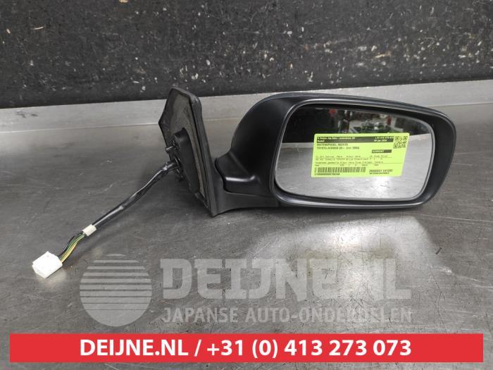 Toyota Avensis Außenspiegel rechts O706346