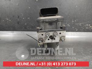 Gebruikte ABS Pomp Toyota Avensis Wagon (T25/B1E) 1.8 16V VVT-i Prijs op aanvraag aangeboden door V.Deijne Jap.Auto-onderdelen BV