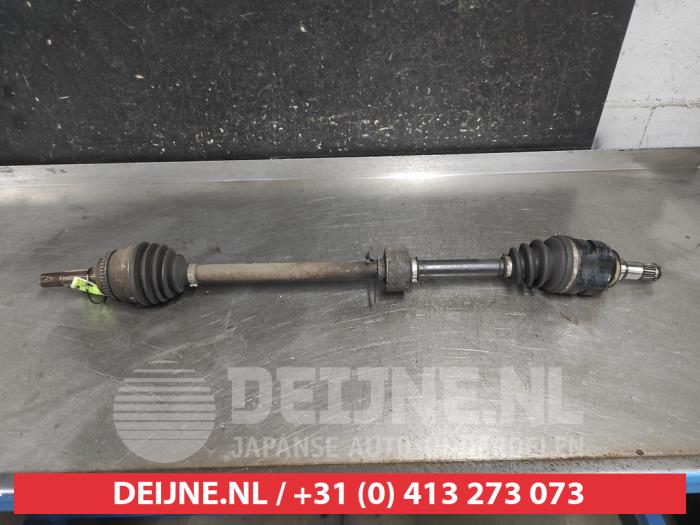 Toyota Avensis Antriebswelle rechts vorne O706591