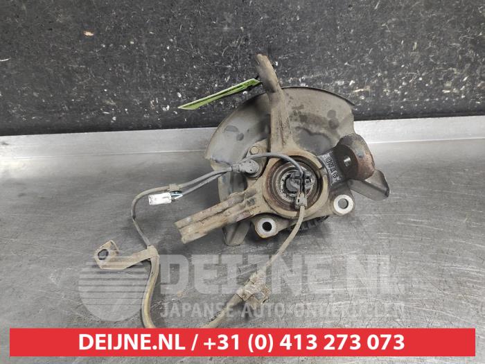 Daihatsu Sirion Fusee rechts-voor O706609