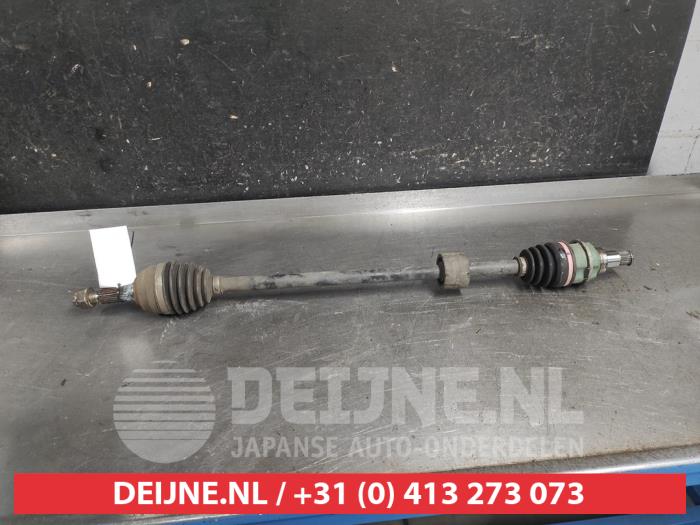 Daihatsu Sirion Aandrijfas rechts-voor O706611