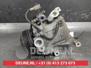 Gebruikte Aircopomp Daihatsu Sirion 2 (M3) 1.3 16V DVVT Prijs op aanvraag aangeboden door V.Deijne Jap.Auto-onderdelen BV