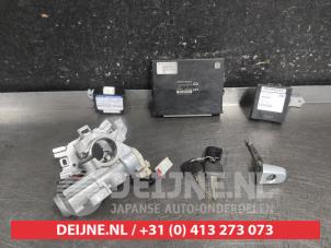 Gebruikte Computer Motormanagement Daihatsu Sirion 2 (M3) 1.3 16V DVVT Prijs op aanvraag aangeboden door V.Deijne Jap.Auto-onderdelen BV