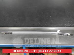 Nissan Qashqai Dachreling rechts O706635 foto 2