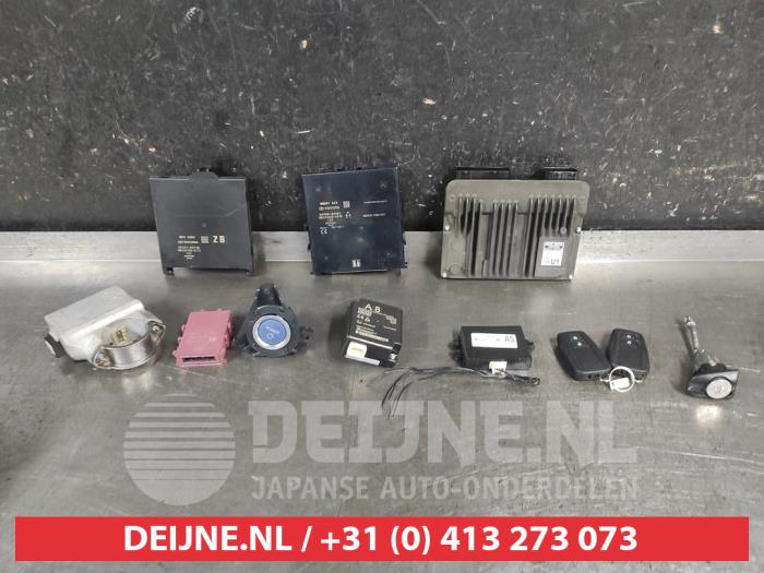 Toyota Corolla Schlossset Zylinder (komplett) O706693