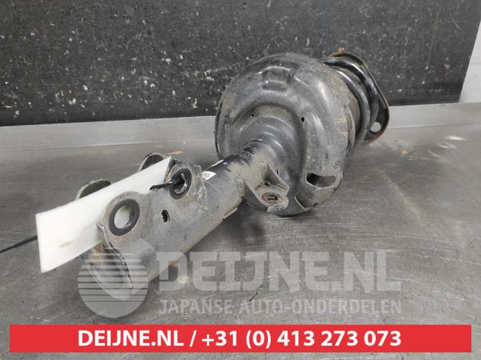 Toyota Corolla Stoßdämpferstrebe rechts vorne O706740