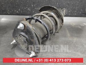 Toyota Corolla Stoßdämpferstrebe rechts vorne O706740 foto 2