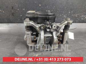 Toyota Corolla Rear brake calliper, left O706744 photo 3
