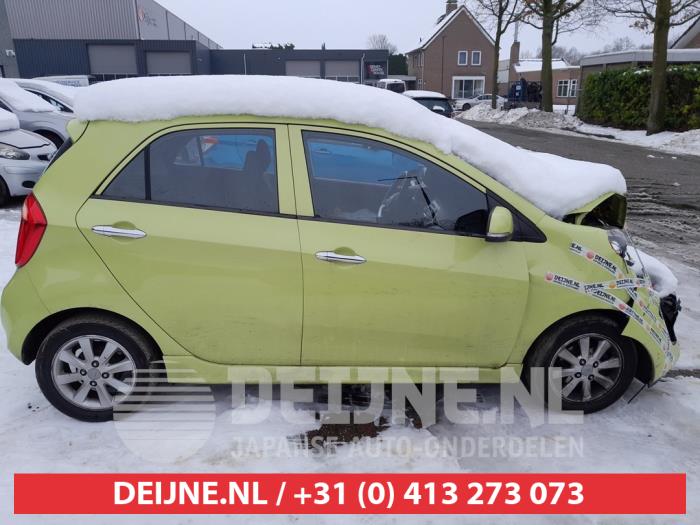 Kia Picanto Dreieckfenster rechts hinten O706854